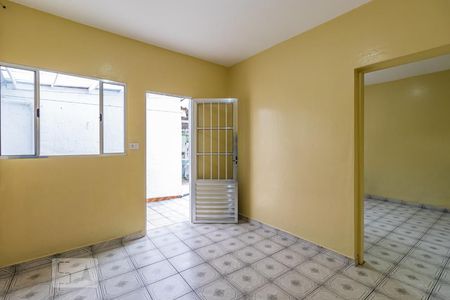 Sala de casa para alugar com 1 quarto, 70m² em Jardim dos Camargos, Barueri