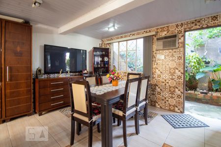 Casa à venda com 60m², 1 quarto e 2 vagasSala de Jantar