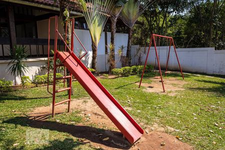 Apartamento para alugar com 45m², 2 quartos e 1 vaga Apartamento para alugar com 45m², 2 quartos e 1 vagaÁrea Comum - Playground