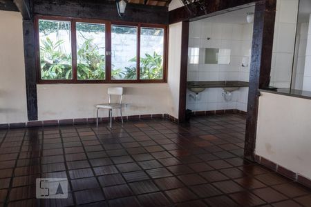 Apartamento para alugar com 45m², 2 quartos e 1 vaga Apartamento para alugar com 45m², 2 quartos e 1 vagaÁrea comum - Salão de festas