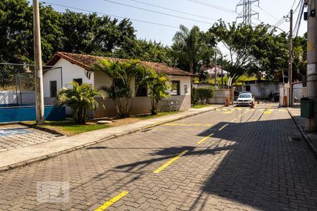 Apartamento para alugar com 45m², 2 quartos e 1 vaga Apartamento para alugar com 45m², 2 quartos e 1 vagaFachada e portaria
