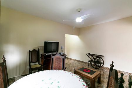 Sala de casa para alugar com 2 quartos, 250m² em Vila Esperança, São Paulo