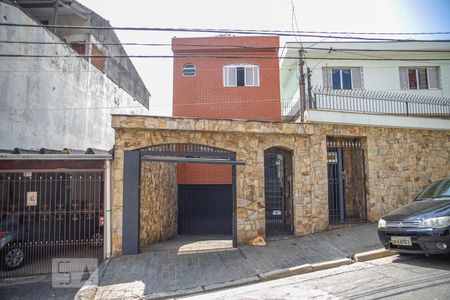 Casa à venda com 221m², 3 quartos e 5 vagasFachada
