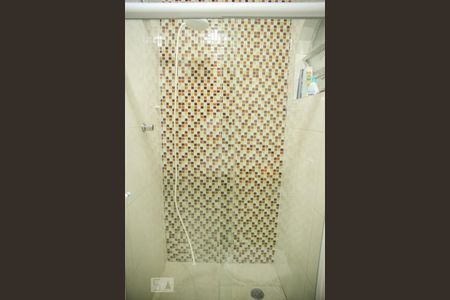 Casa à venda com 221m², 3 quartos e 5 vagasBanheiro Corredor 2