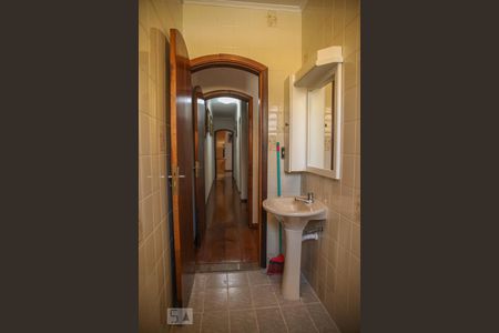 Casa à venda com 221m², 3 quartos e 5 vagasBanheiro da Suíte