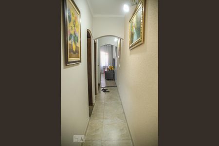 Corredor de casa à venda com 3 quartos, 221m² em Osvaldo Cruz, São Caetano do Sul
