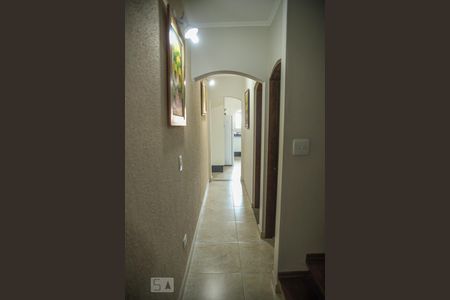 Corredor de casa à venda com 3 quartos, 221m² em Osvaldo Cruz, São Caetano do Sul