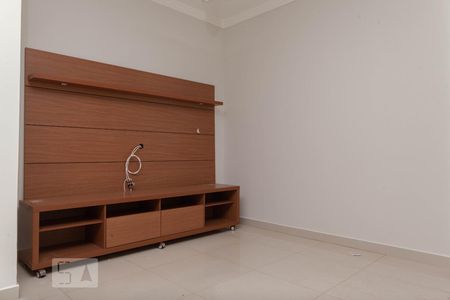 Sala de apartamento para alugar com 3 quartos, 92m² em Santa Mônica, Uberlândia