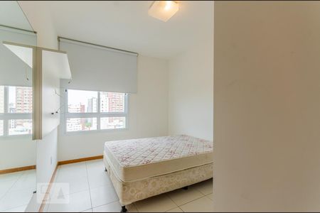 Quarto de apartamento para alugar com 1 quarto, 60m² em Itaigara, Salvador