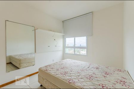Quarto de apartamento para alugar com 1 quarto, 60m² em Itaigara, Salvador