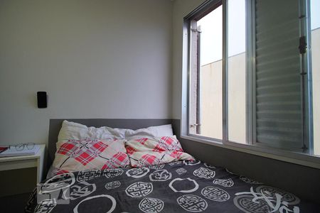 Quarto 2 de apartamento para alugar com 2 quartos, 55m² em Jardim Itu-sabará, Porto Alegre