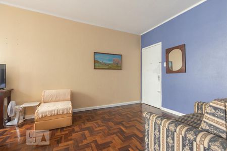 Sala de apartamento para alugar com 1 quarto, 38m² em Farroupilha, Porto Alegre