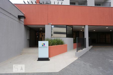 Apartamento à venda com 32m², 1 quarto e 1 vagaFachada