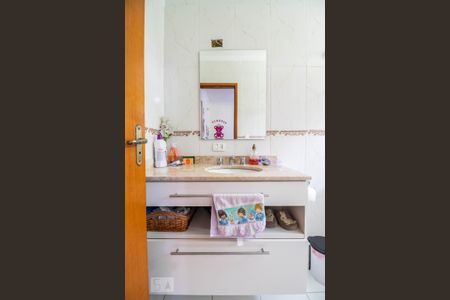 Casa à venda com 250m², 4 quartos e 6 vagasBanheiro da Suíte 1