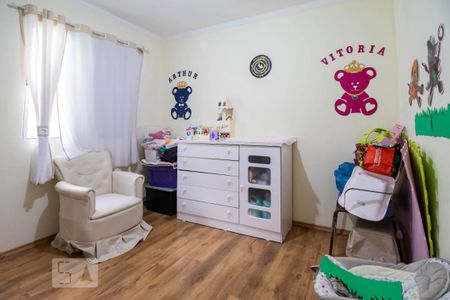 Casa à venda com 250m², 4 quartos e 6 vagasQuarto 3 - Suíte