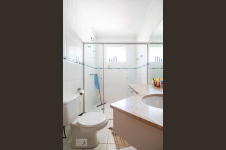 Casa à venda com 250m², 4 quartos e 6 vagasBanheiro