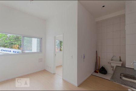 Sala e Cozinha de apartamento à venda com 2 quartos, 35m² em Vila Pierina, São Paulo