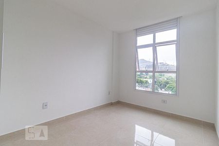 Quarto 1 de apartamento à venda com 1 quarto, 40m² em Taquara, Rio de Janeiro