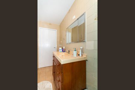 Casa à venda com 247m², 3 quartos e 2 vagasBanheiro da Suíte