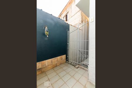 Casa à venda com 247m², 3 quartos e 2 vagasÁrea de Serviço 1