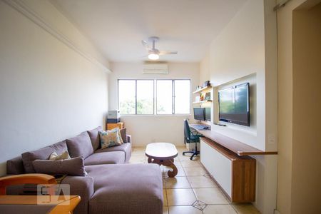 Sala de apartamento à venda com 3 quartos, 67m² em Taquara, Rio de Janeiro