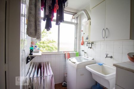 Apartamento à venda com 67m², 3 quartos e 1 vagaÁrea de Serviço