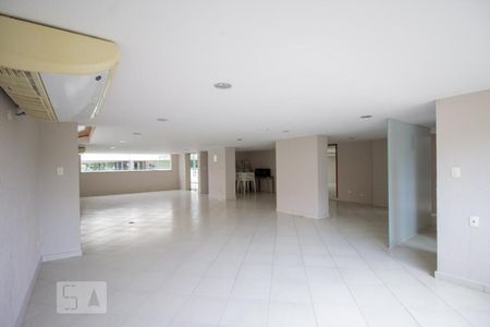 Apartamento à venda com 67m², 3 quartos e 1 vagaSalão de Festas