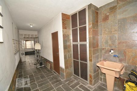 Casa à venda com 300m², 3 quartos e 6 vagasÁrea de Serviço