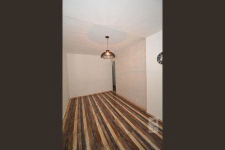 Sala de Estar de casa à venda com 3 quartos, 300m² em Irajá, Rio de Janeiro