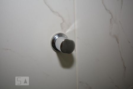 Casa à venda com 300m², 3 quartos e 6 vagasBanheiro de Serviço