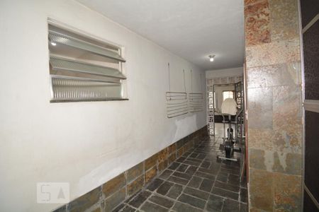 Casa à venda com 300m², 3 quartos e 6 vagasÁrea de Serviço