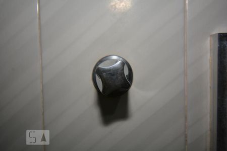 Casa à venda com 300m², 3 quartos e 6 vagasBanheiro 1