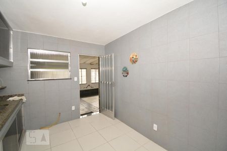 Casa à venda com 300m², 3 quartos e 6 vagasCozinha