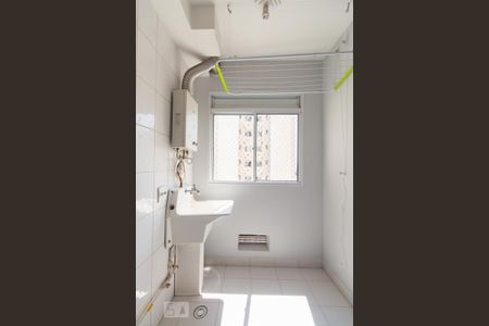 Área de serviço de apartamento para alugar com 2 quartos, 49m² em Vila Prudente, São Paulo