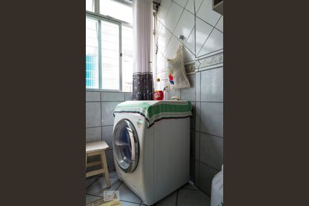 Apartamento à venda com 60m², 3 quartos e 1 vagaÁrea de Serviço