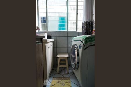 Apartamento à venda com 60m², 3 quartos e 1 vagaÁrea de Serviço