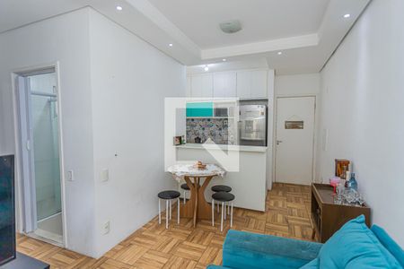 Sala de apartamento para alugar com 2 quartos, 45m² em Estância Jaraguá, São Paulo