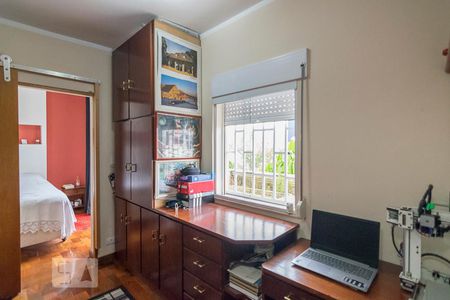 Casa à venda com 240m², 3 quartos e 3 vagas Casa à venda com 240m², 3 quartos e 3 vagasCloset da Suíte 1
