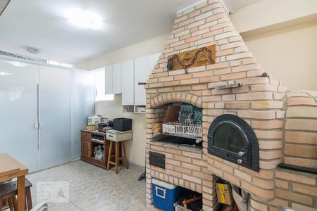 Casa à venda com 240m², 3 quartos e 3 vagas Casa à venda com 240m², 3 quartos e 3 vagasÁrea da Churrasqueira