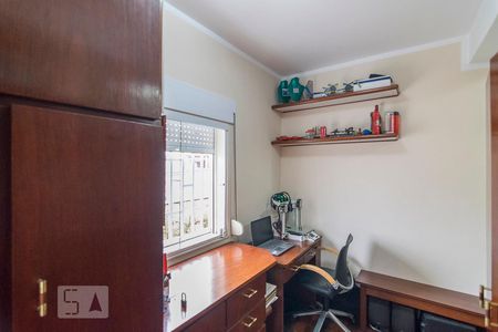 Casa à venda com 240m², 3 quartos e 3 vagas Casa à venda com 240m², 3 quartos e 3 vagasCloset da Suíte 1