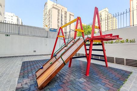 Apartamento à venda com 65m², 2 quartos e 1 vaga Apartamento à venda com 65m², 2 quartos e 1 vagaPlayground