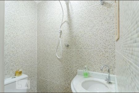 Apartamento à venda com 65m², 2 quartos e 1 vaga Apartamento à venda com 65m², 2 quartos e 1 vagaBanheiro de Serviço