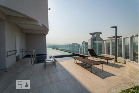 Apartamento para alugar com 69m², 2 quartos e 2 vagasÁrea comum - Piscina