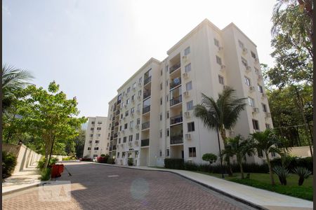 Apartamento à venda com 58m², 2 quartos e 1 vagaFachada do Bloco