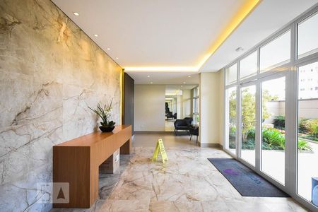 Apartamento para alugar com 70m², 3 quartos e 2 vagas Apartamento para alugar com 70m², 3 quartos e 2 vagasHall social