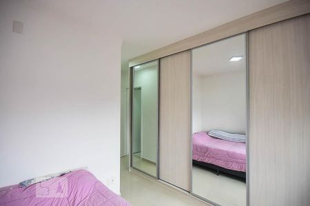 Apartamento para alugar com 70m², 3 quartos e 2 vagas Apartamento para alugar com 70m², 3 quartos e 2 vagasSuíte
