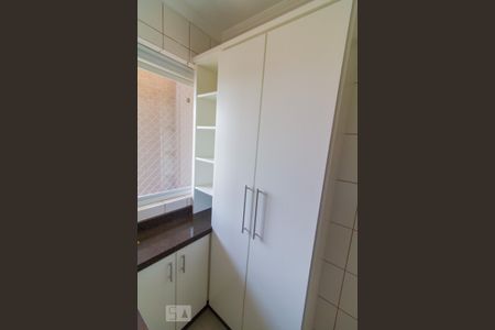 Área de Serviço de apartamento para alugar com 2 quartos, 50m² em Areias, São José