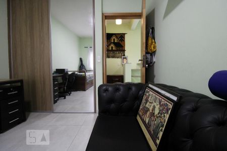 Casa à venda com 250m², 4 quartos e 4 vagasSuíte 1