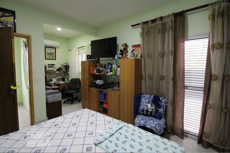 Casa à venda com 250m², 4 quartos e 4 vagasSuíte 3