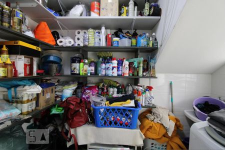 Casa à venda com 250m², 4 quartos e 4 vagasÁrea de Serviço